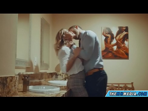 ❤️ כשבלונדינית חזה מפתה אותך בשירותים ציבוריים פורנו תוצרת בית בפורנו iw.basseyn-vsem.ru ❤